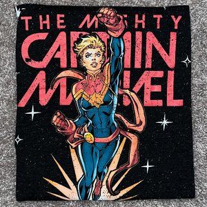 'The mighty captain marvel' Graphic T!